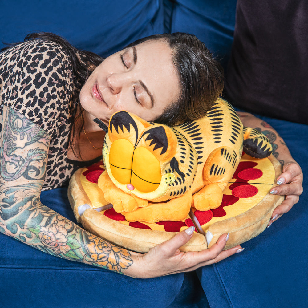 Garfield Pizza Nap Time 16” Plush Set