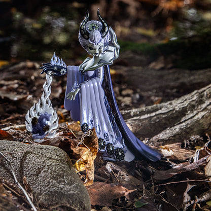 Witch Queen 8" Vinyl Art Figure by Junko Mizuno - Black Friday Violet Edition (Limited to 300)