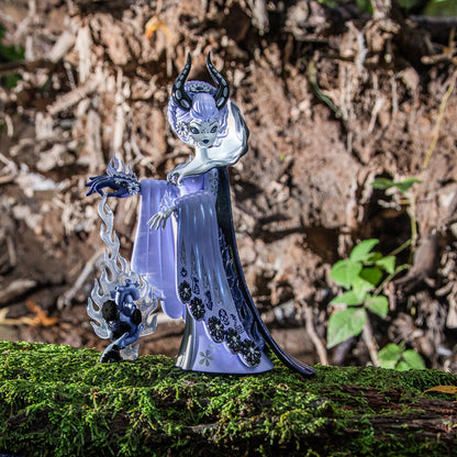 Witch Queen 8" Vinyl Art Figure by Junko Mizuno - Black Friday Violet Edition (Limited to 300)