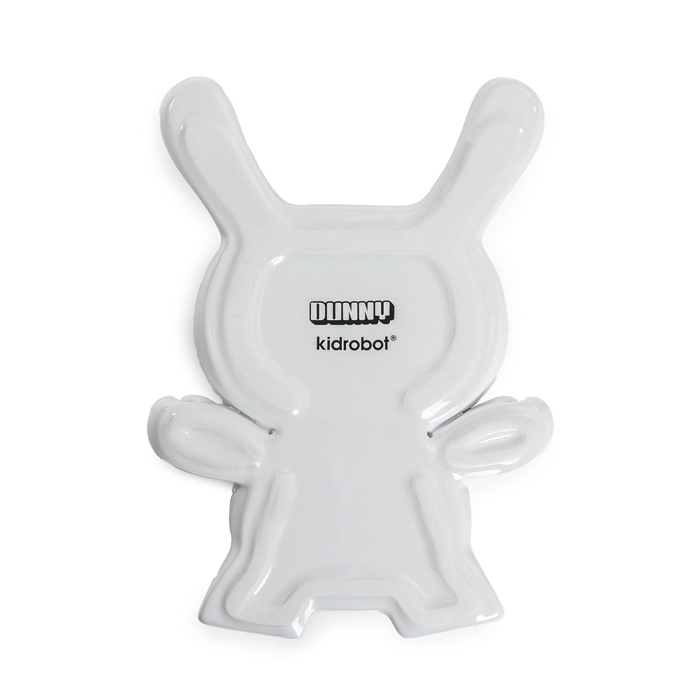 L.I.E. (LOVE ISN’T EASY) Dunny Ceramic Ashtray: PURE Edition