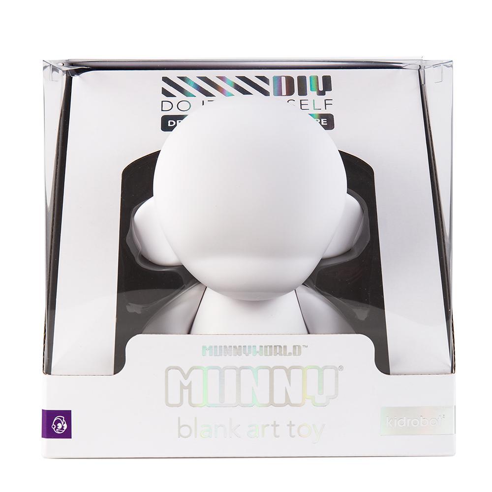 MUNNYWORLD 7" MUNNY Blank Art Toy by Kidrobot